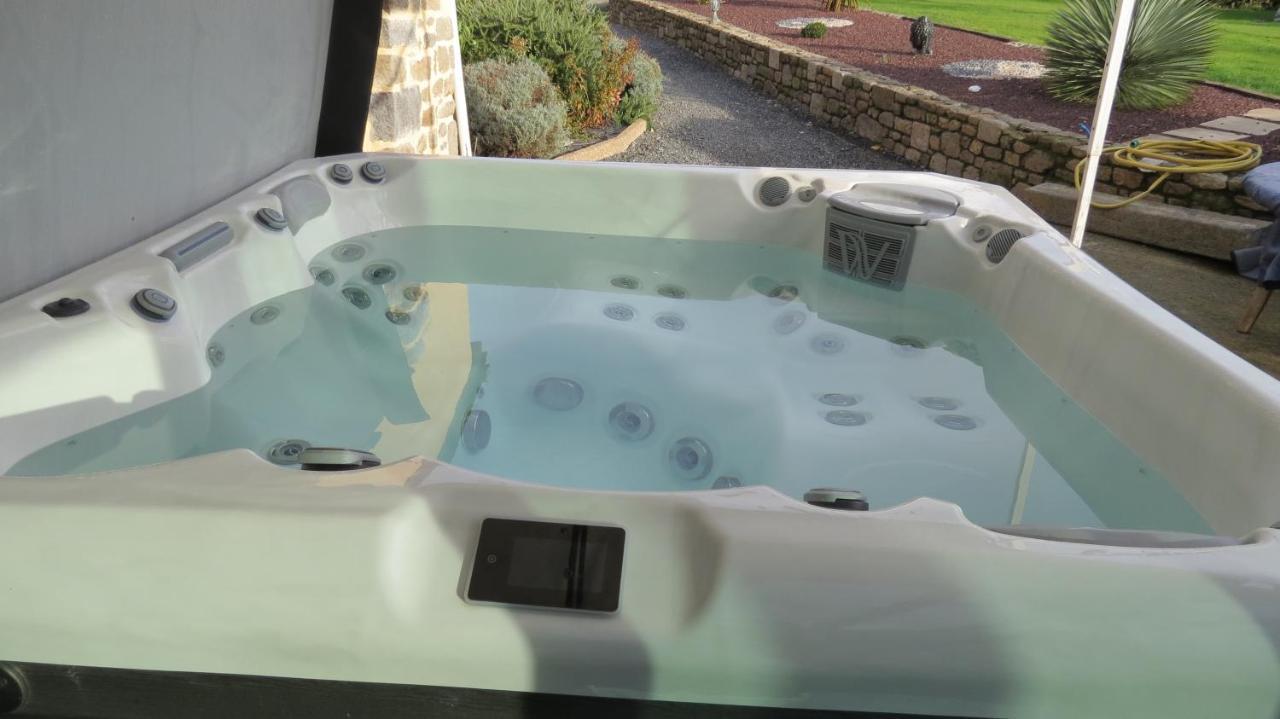 chambre d’hôte naturiste ou pas Miniac-Morvan Exterior foto